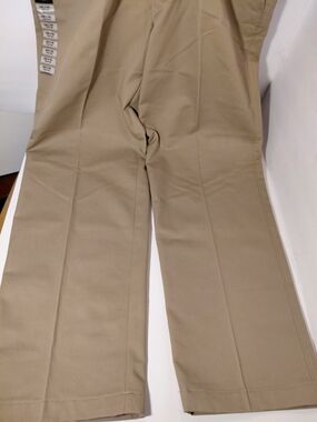 Van Heusen Men's Khaki Straight-Leg Chinos